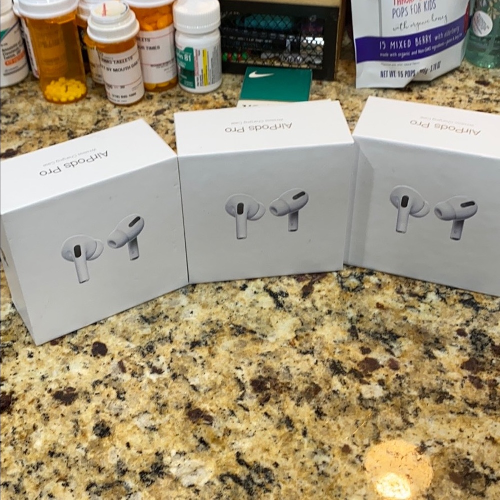 Apple air pods